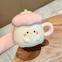 Mug en céramique Kawaii à la fraise, tasse à café esthétique, passe au micro-ondes, avec couvercle et cuillère, cadeau d'anniversaire mignon pour petite amie