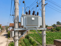 Transformateur de distribution immergé dans l'huile 11kV 10kVA-5000kVA S11 Triphasé 380V Entièrement scellé Certifié IEC