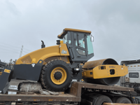 Rouleau compresseur vibrant autopropulsé XS163J de 16 tonnes à tambour unique, neuf et très demandé, à vendre