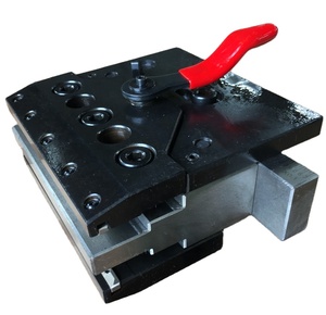 Outils de support de pliage <span class=keywords><strong>à</strong></span> changement rapide dispositifs de serrage pince rapide CNC moules d'outillage de presse plieuse hydraulique - Product Image 1