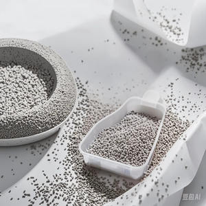 Lieferanten-Angebot Beste Benjie Umweltfreundliche Katzenstreu mit Lavendelduft Geruchsbindung Stark Klumpend 100% Natürliches Bentonit ISO9001 - Product Image 6