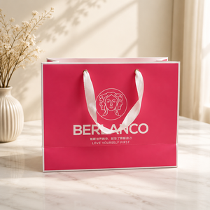 Bolsa de Regalo de Papel Rosa con Logotipo Personalizado, Bolsa de Compras con Asa de Listón para Boutique de Ropa y Comercio Minorista - Product Image 1