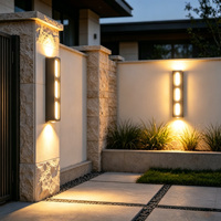 Applique murale extérieure étanche à éclairage bidirectionnel, Projecteur mural extérieur pour cour de villa, Applique murale LED moderne et minimaliste