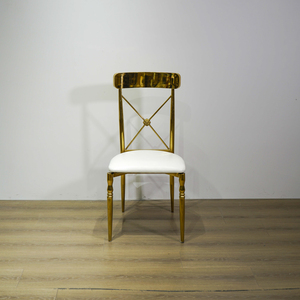 Silla <span class=keywords><strong>de</strong></span> Boda Cuadrada <span class=keywords><strong>de</strong></span> Acero Inoxidable Dorado <span class=keywords><strong>de</strong></span> Lujo con Respaldo en X, Cojín <span class=keywords><strong>de</strong></span> Esponja Blanca y Decoración <span class=keywords><strong>de</strong></span> Cabeza <span class=keywords><strong>de</strong></span> León para <span class=keywords><strong>Hotel</strong></span>, Sala <span class=keywords><strong>de</strong></span> Estar, Villa y Eventos - Product Image 1