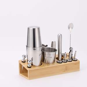 Ensemble d'outils de bar en acier inoxydable de haute qualité 19 pcs Boston Shaker Set Barman Kits avec support en bambou - Product Image 2
