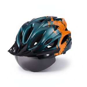 Casco de Ciclismo con Carga USB por Succión Magnética, Diseño Desmontable y Logotipo Personalizable - Product Image 3