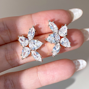 ต่างหูเพชรทรงหยดน้ำชุบทอง 18K ขายส่งจำนวนมากสำหรับผู้หญิง - Product Image 3