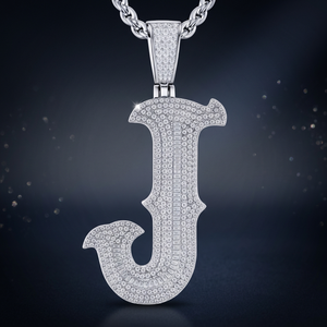 Colgante de Moissanita con Letra Personalizada en Plata de Ley 925 Chapada en Oro de 18k para Fabricación de Marca Privada - Product Image 3