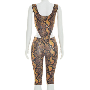 Viviblook J26ST076 Conjunto de verano para mujer, mono con estampado de serpiente y cuello cuadrado, pantalones cortos, conjunto de dos piezas - Product Image 5