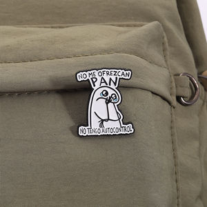 Spilla con smalto con citazione spagnola Hoy No Ando Para Nadie divertente spilla con risvolto gioielli regalo per amici ragazzi alla rinfusa - Product Image 3