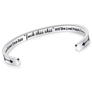 Bracelet manchette en acier inoxydable de 6 mm de large, motif flèche gravé au laser, cadeau d'amitié pour femme - Product Image 2