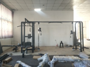 Equipo de Gimnasio Multifuncional de Cinco Estaciones de Fabricación y Venta Propia - Product Image 6