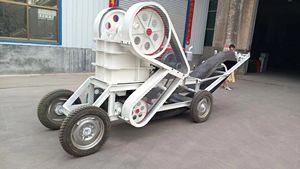 Venda Quente Preço de Fábrica: Pequeno Triturador de Mandíbula Móvel para Rocha Dura, Triturador de Pedra PE250x400 com Motor a Diesel - Product Image 3