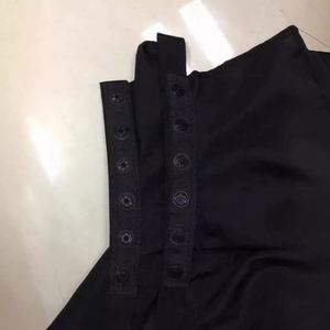 Cape de coiffure imperméable en nylon avec fermeture à pression métallique – Cadeau promotionnel - Product Image 3