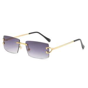 Lunettes de soleil carrées sans monture avec logo personnalisé, verres dégradés, protection UV400, pour hommes et femmes, collection 2025 - Product Image 3