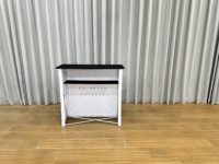 Comptoir promotionnel pliable pour salons professionnels et présentoirs de magasin