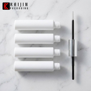 Tubo de plástico vacío personalizado al por mayor para pegamento de pestañas, botella de esencia para pestañas, envase de pegamento para pestañas postizas con cepillo de doble punta - Product Image 1