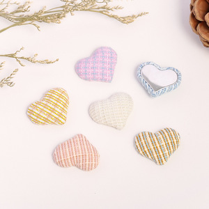 Boucle de sac en tissu tricoté en forme de cœur 19x22mm, accessoires de bijoux DIY, style frais et doux - Product Image 1