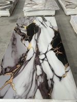 Panneaux muraux en PVC imperméables et résistants aux UV, à motif géométrique moderne, effet marbre brillant, faciles à installer pour la maison