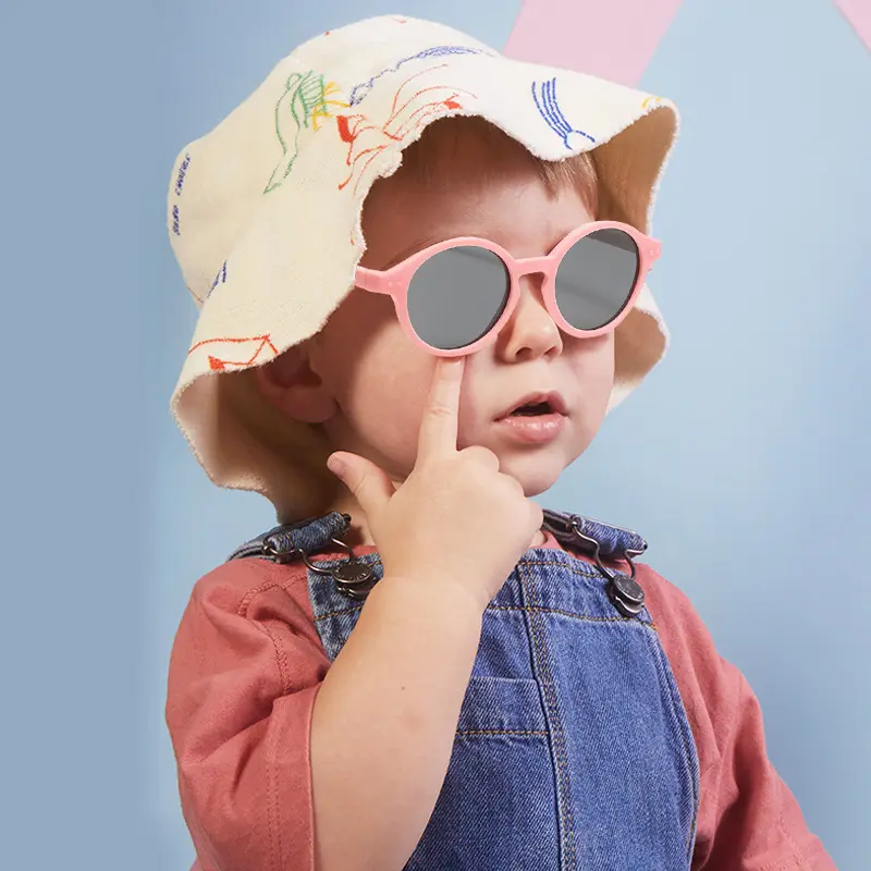 새로운 실리콘 아이 편광 선글라스 야외 자외선 차단 선글라스 0-4 세 아기 편광 선글라스 도매 2024