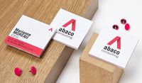 Tarjeta de Visita Cuadrada Elegante, Única y Personalizable, Impresión de Logotipo de Marca, Diseño Distintivo, Exhibición de Marca, Negocio Creativo