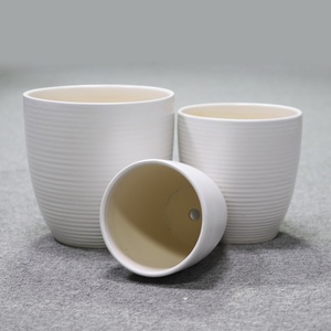 Set di 3 Vasi in <span class=keywords><strong>Ceramica</strong></span> Bianca Opaca Stile Cinese da 8, 10 e 12 Pollici con Foro di Drenaggio per <span class=keywords><strong>Piante</strong></span> Succulente - Product Image 1