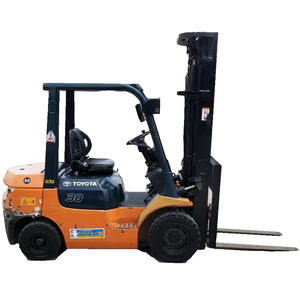 Montacargas Diésel Usado de Alta Calidad para Trabajo Pesado, 3 Toneladas, Motor Japonés, Mástil Tríplex, Exterior, 6M - Product Image 1