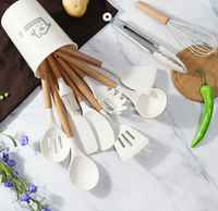 Vente en gros à bas prix de 12 pièces d'ustensiles de cuisine en silicone, ensembles d'ustensiles de cuisine antiadhésifs et résistants à la chaleur, ustensiles de cuisine