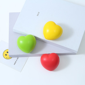 Pelota Antiestrés de Espuma de PU con Forma de Corazón, Personalizable con Logotipo, Regalo Promocional, Juguetes con Logotipo Propio Impreso - Product Image 2