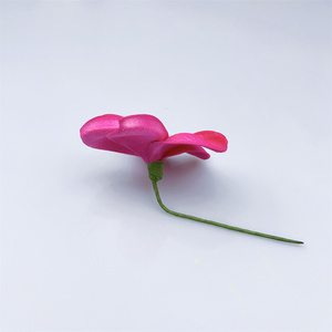 Commercio all'ingrosso 8CM in schiuma Plumeria fiore per <span class=keywords><strong>capelli</strong></span> stile fiore tropicale Hula Frangipani <span class=keywords><strong>fiori</strong></span> per festa nuziale accessori per <span class=keywords><strong>capelli</strong></span> - Product Image 6