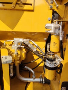 Excavadora Usada Caterpillar 307D de 7 Toneladas con Pocas Horas de Trabajo, Maquinaria de Construcción Original Importada en Venta - Product Image 5