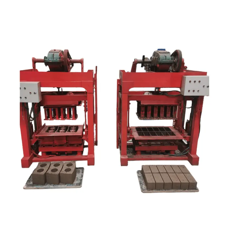 Machine de fabrication de blocs de briques à emboîtement KM4-40 machine à blocs semi-automatique vibrée, fabricant de parpaings, machine de pose de briques