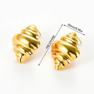 1 par de pendientes de acero inoxidable con forma de concha de mar dorada, joyería gruesa, regalo para mujeres y niñas - Product Image 6