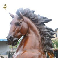 Tête de cheval en bronze antique Figurine arabe Moulage en métal Sculpté Techniques imprimées pour l'artisanat Modèle sur le thème du logo d'ange