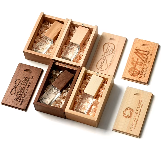 Custom logo Crystal Wooden USB Flash Drive 3.0 Pendrive 4GB 8GB 16GB 32GB 64GB 128GB Pen Drive Wedding Gift Wooden Box