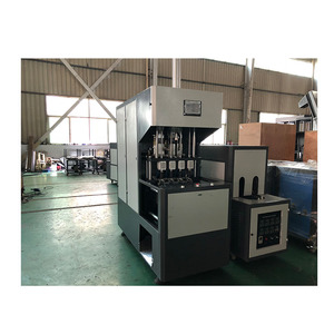 Machine de soufflage semi-automatique haute précision pour bouteilles en plastique PET de 5L à 20L - Product Image 6