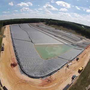 HDPE LDPE LLDPE <span class=keywords><strong>PVC</strong></span> EVA EPDM Anti-UV Eco-Friendly al aire libre moderno Camarón piscifactoría estanque 0,5mm-3mm Geomembrana Dam <span class=keywords><strong>Liner</strong></span> <span class=keywords><strong>precio</strong></span> - Product Image 1