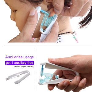Pistolet Perce-<span class=keywords><strong>Oreille</strong></span> Libre-Service – G1 avec Clous Dorés en Cristal Blanc, Kit de Perçage d'<span class=keywords><strong>Oreille</strong></span> Indolore Jetable, Perçage Sûr des Oreilles - Product Image 6