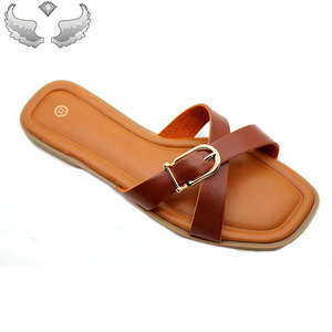 Estate alla moda nuovo tipo <span class=keywords><strong>di</strong></span> <span class=keywords><strong>pantofole</strong></span> da donna più vendute ogni giorno a punta aperta a punta quadrata - Product Image 2