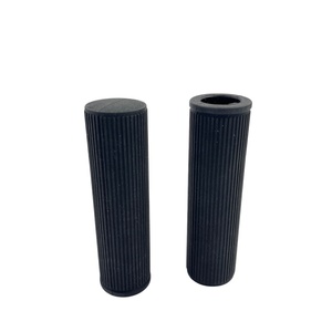 Funda de Silicona Antideslizante y Antipolvo para el Mango del Scooter Eléctrico Xiaomi 4Pro - Product Image 4