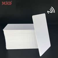 Carte à puce NFC vierge personnalisée 13,56 MHz ISO14443A NTAG 213 NTAG 215 NTAG 216