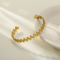Bracelet manchette ouvert en or 18 carats, disque ovale lisse, empilable, bracelet minimaliste en métal texturé pour femme, bijou quotidien