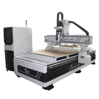 Taiwan LNC contrôleur fabrication de meubles ATC cnc routeur 1325 machine de découpe automatique à vendre