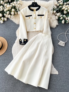 Оптовый комплект для женщин: Новинка Весны 2026 – Элегантный пиджак с круглым вырезом и юбка с завышенной талией для стройнящего силуэта - Product Image 3