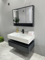 Ensemble de salle de bain mural moderne avec meuble rectangulaire en MDF, vasque en céramique, miroir LED éclairé, et égouttoir flottant étanche