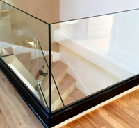 Balustrades et mains courantes de balcon en verre, robustes, modernes, en aluminium sans cadre, résistantes aux UV et à la rouille, à fixation au sol