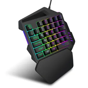 Honcam con Una Sola Mano Retroilluminata Gaming Keyboard RGB 35 Tasti Portatile Mini Gaming Tastiera Ergonomica Controller di Gioco per PC Gamer