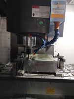 Moule de coulée par gravité pour robinet de baignoire Machine de fabrication de moules de robinet en coquille Moule de coulée par injection en plastique