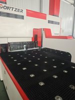 Centro de Doblado de Brazo Suspendido CNC DES-2000 Totalmente Automático - Mecanizado Multifuncional para Aluminio y Acero Inoxidable