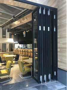 Puerta Plegable Acordeón Deslizante Bifacial <span class=keywords><strong>de</strong></span> Aluminio con Doble Acristalamiento TOMA AS2047, Diseño Moderno para Hotel y Restaurante - Product Image 3